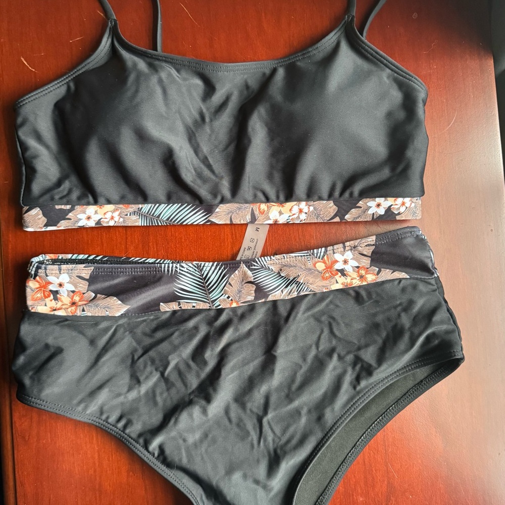 Floral Black Women's Swimwear Set